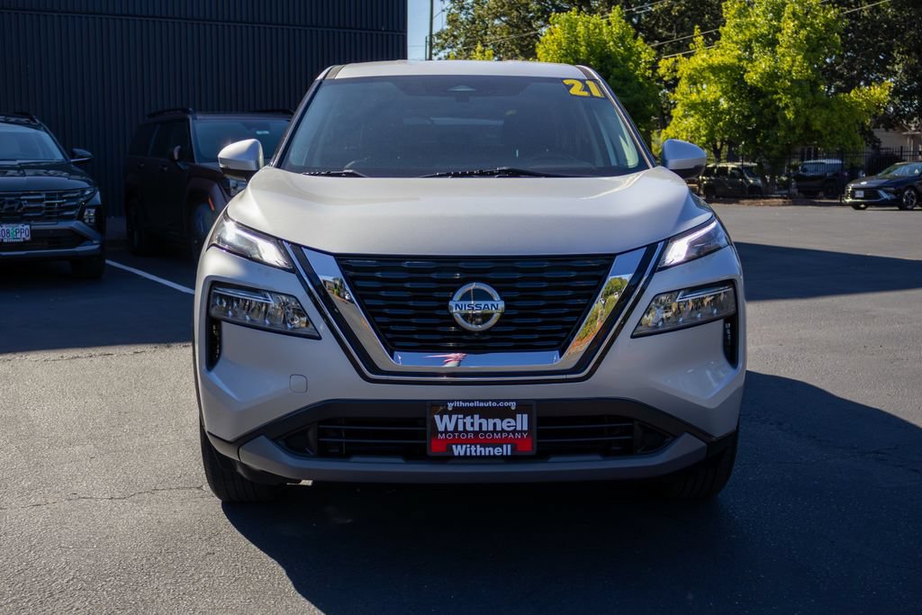 Used 2021 Nissan Rogue SV FWD image 4