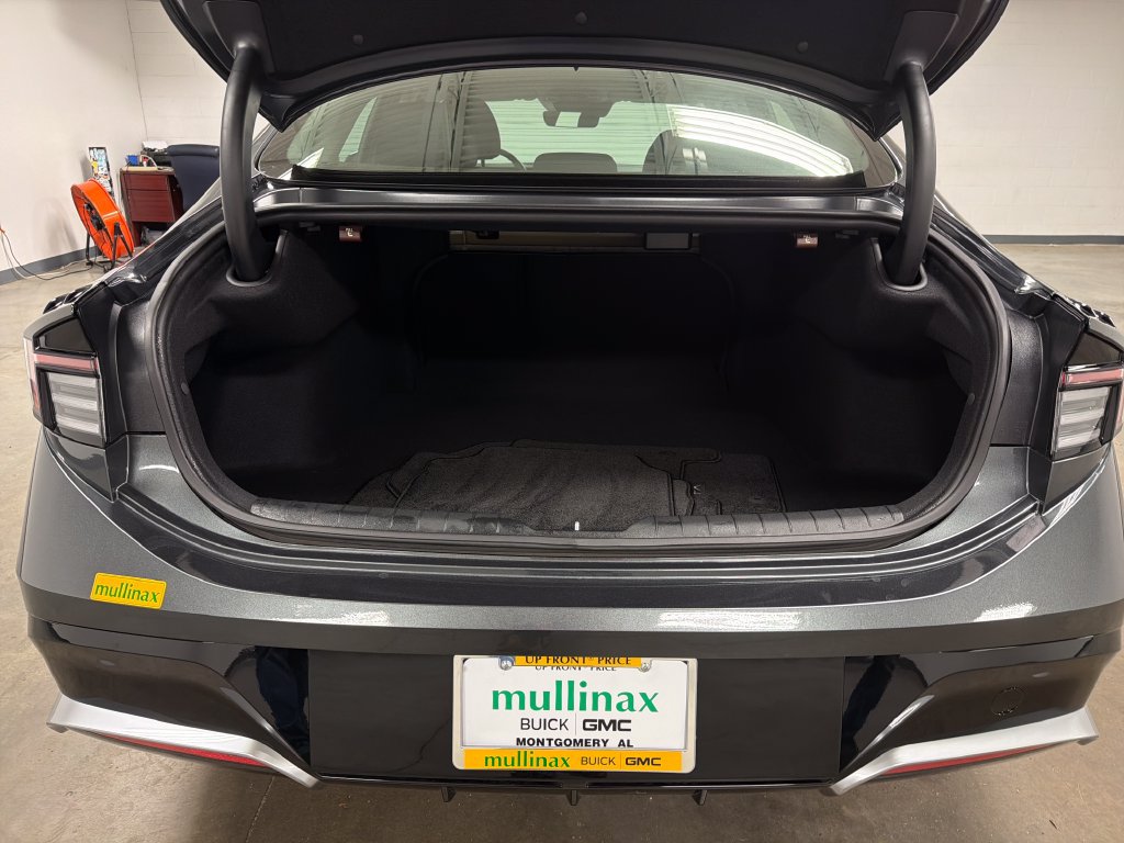 Used 2026 Hyundai Sonata SEL FWD image 18