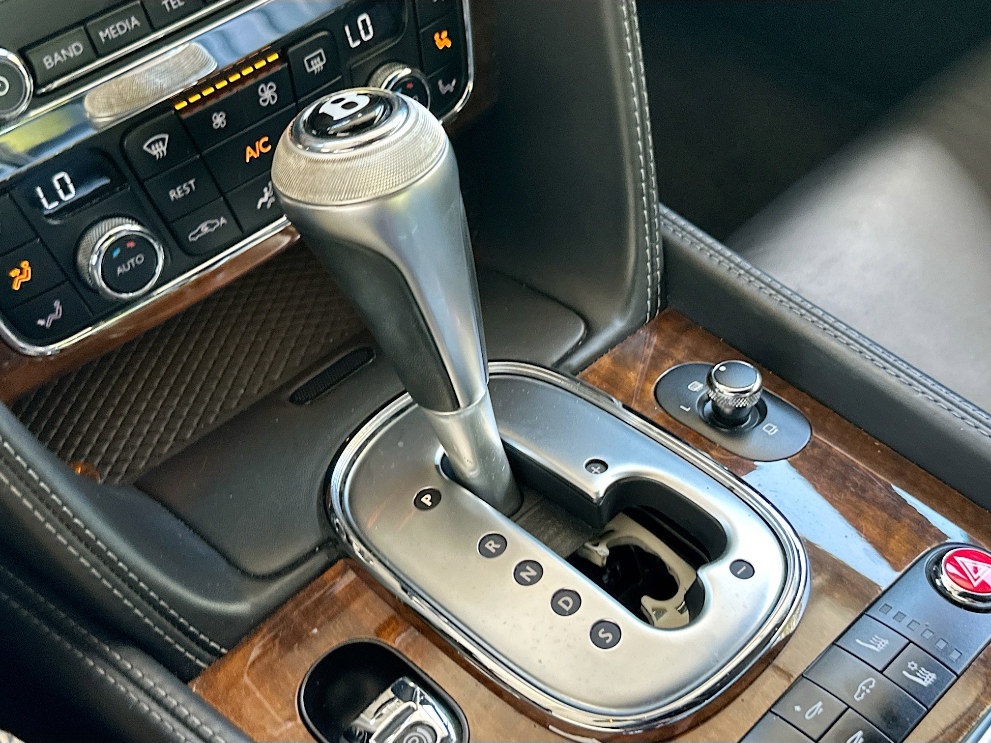 Used 2015 Bentley Continental GT image 17