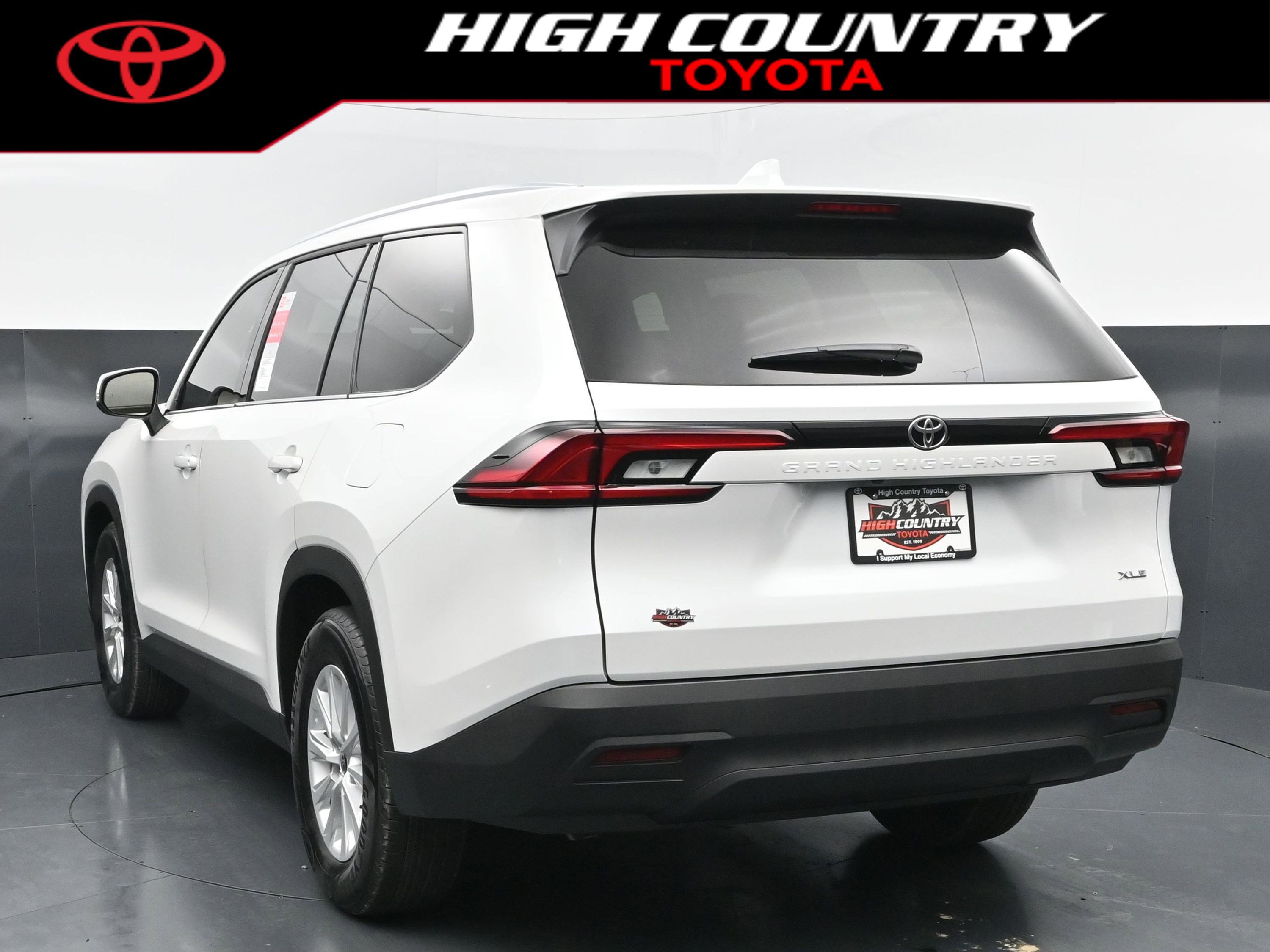 New 2026 Toyota Grand Highlander FWD image 4