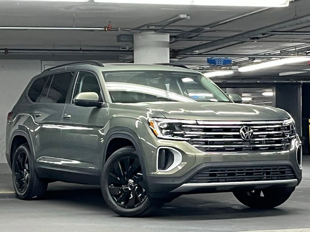 New 2026 Volkswagen Atlas SE image 2