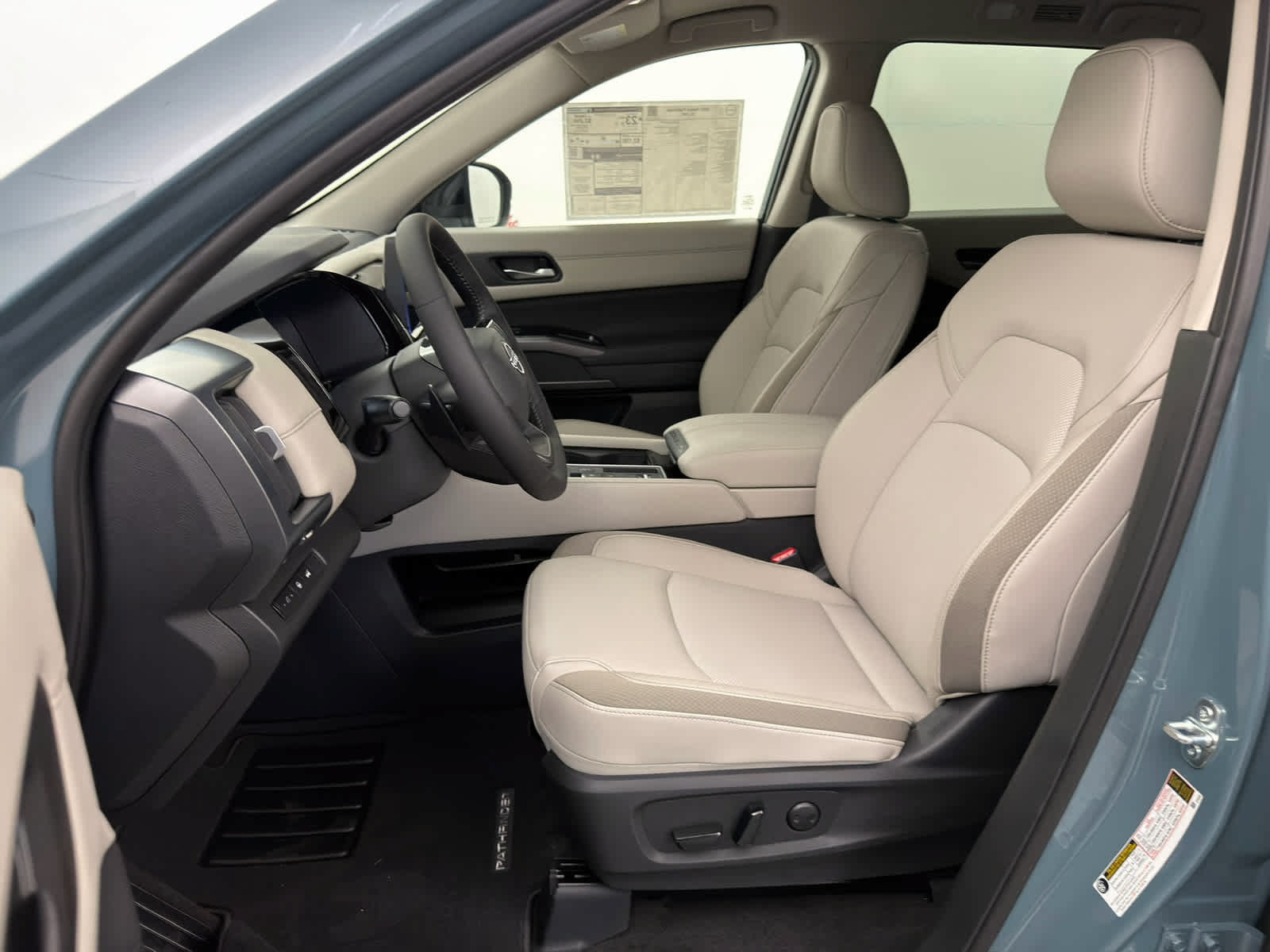 New 2026 Nissan Pathfinder SL FWD image 14