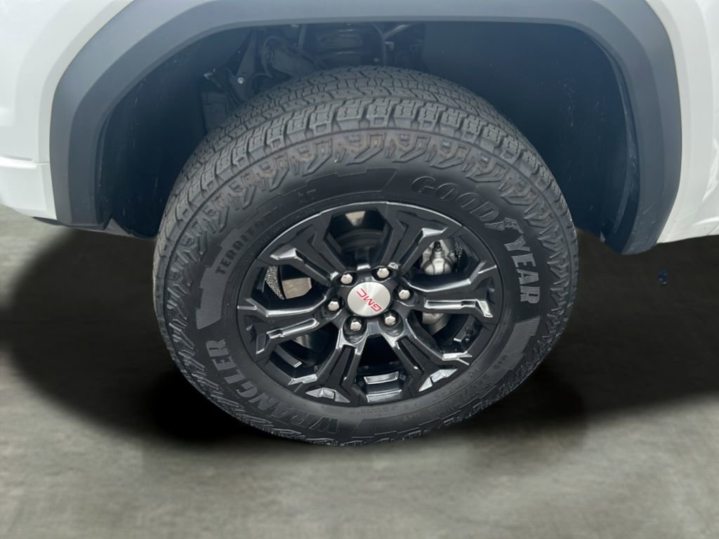 Used 2024 GMC Canyon Elevation w/ Convenience Package RWD image 32