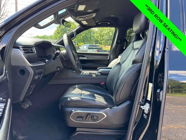 Used 2024 Jeep Wagoneer Series II w/ Flexible Seating Group AWD/4WD image 3