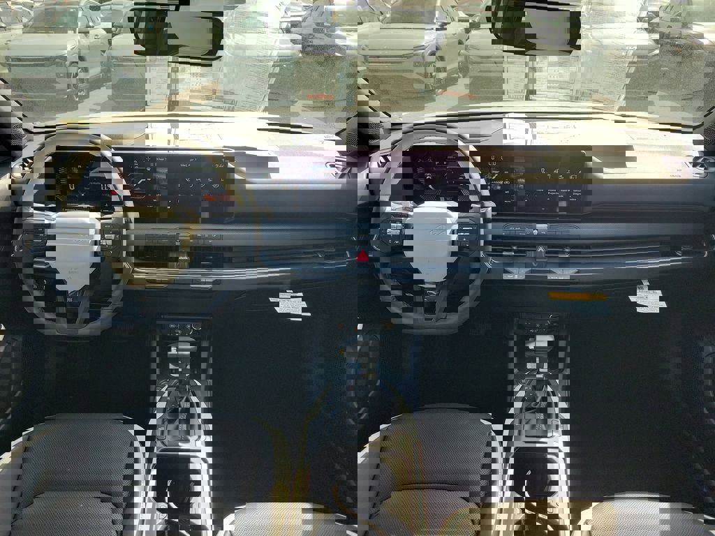 New 2026 Kia K4 GT-Line image 16