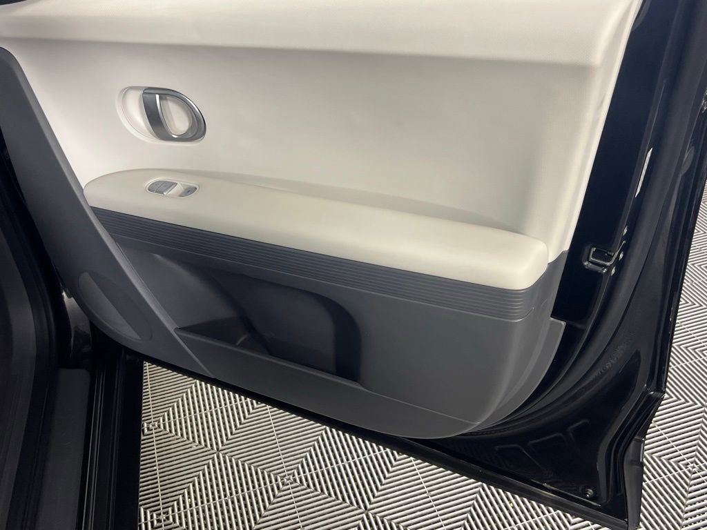 Used 2024 Hyundai Ioniq 5 SEL image 32