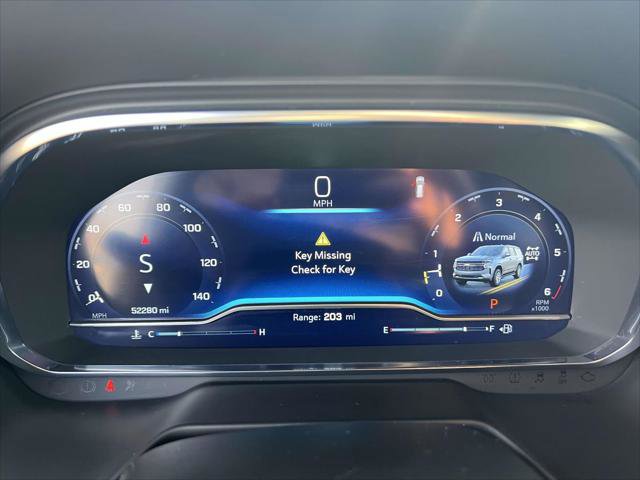 Used 2024 Chevrolet Suburban LT image 26