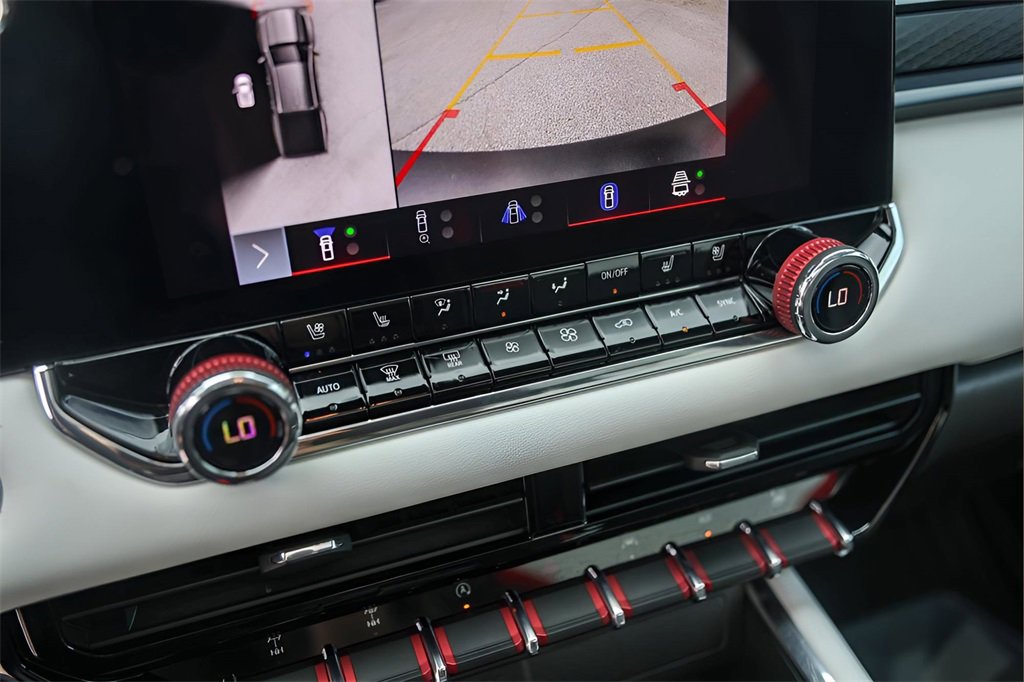 Used 2024 GMC Canyon AT4X image 19