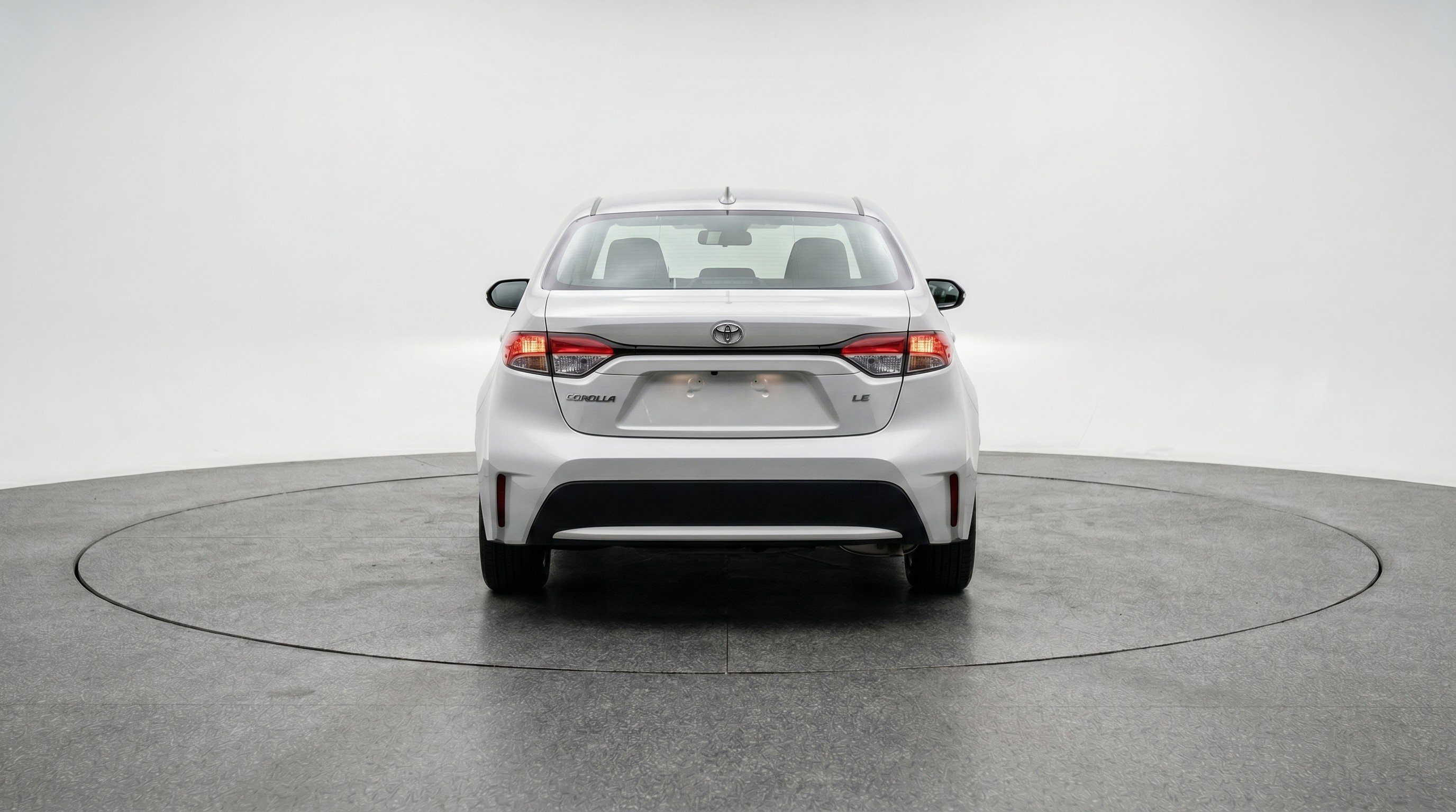 Used 2025 Toyota Corolla LE FWD image 7