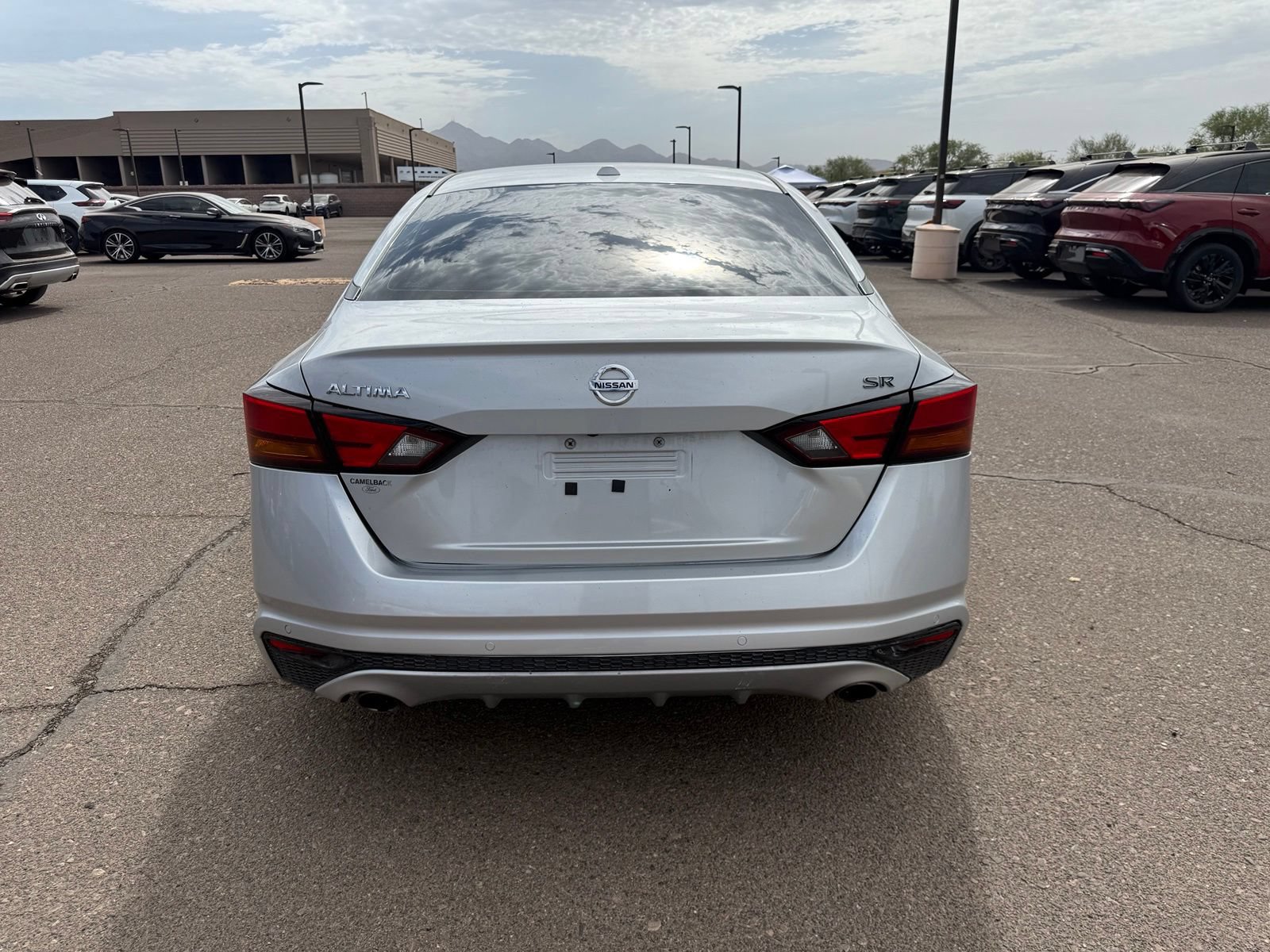 Used 2022 Nissan Altima 2.5 SR FWD image 6