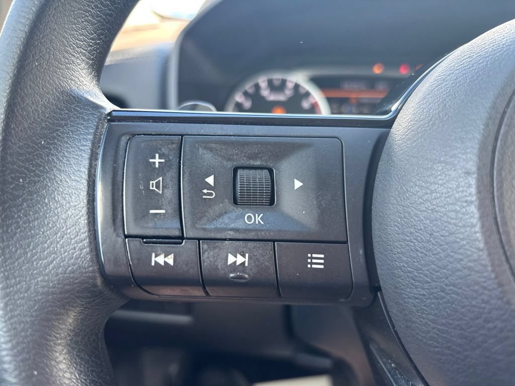 Used 2021 Nissan Rogue SV AWD/4WD image 21