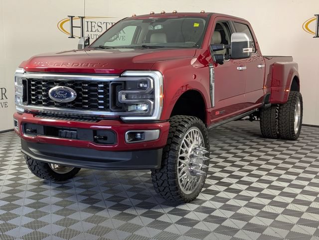 Used 2025 Ford F350 Platinum w/ Platinum Plus Package AWD/4WD image 4