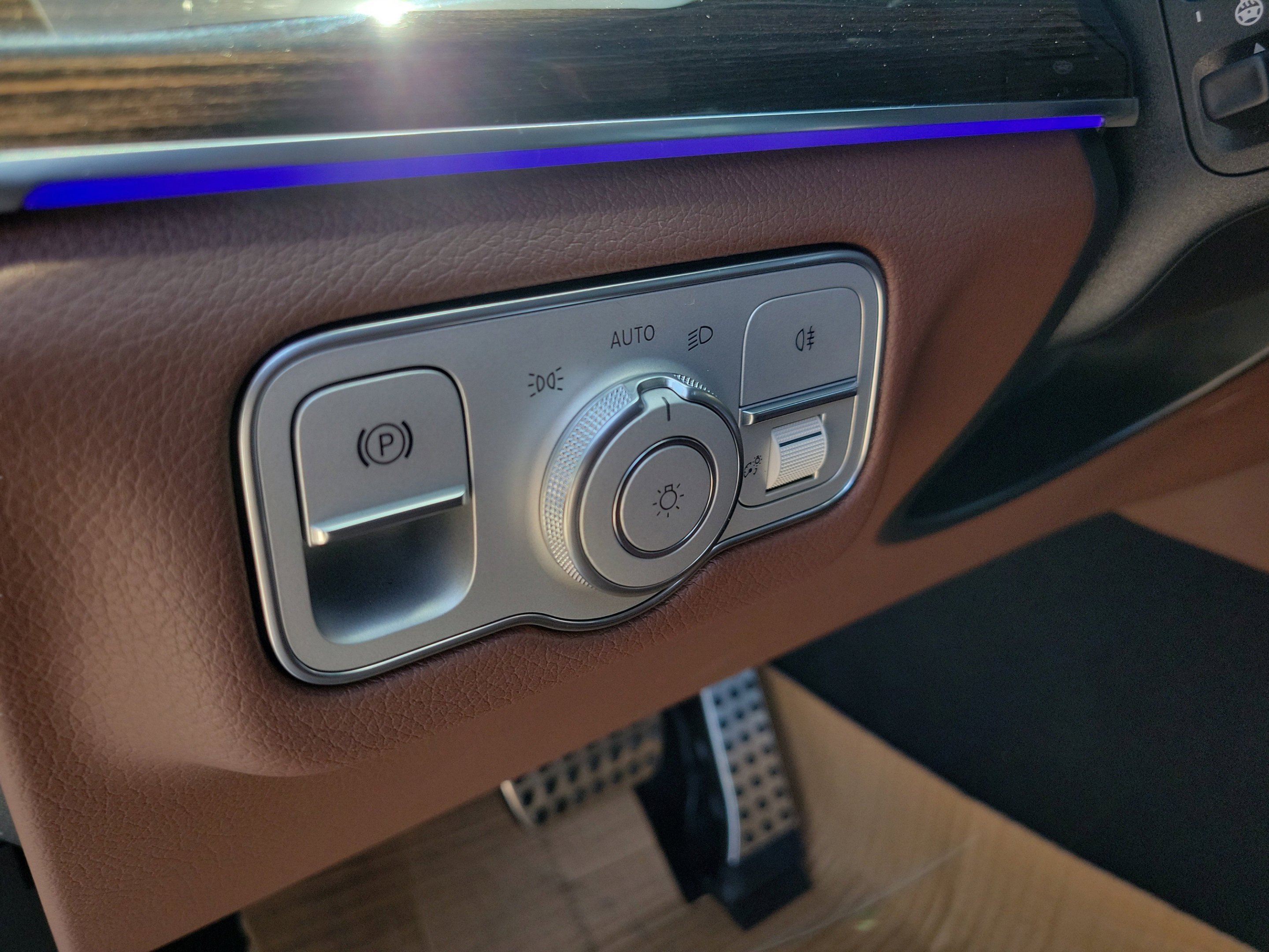 New 2026 Mercedes-Benz GLS 450 4MATIC image 21