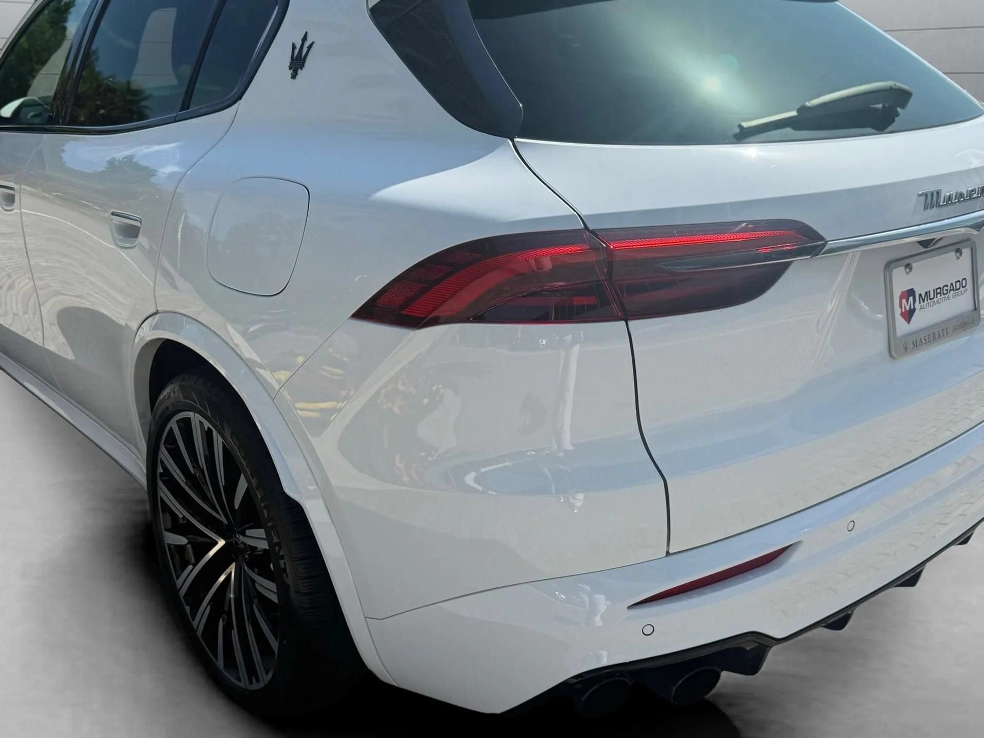 Certified 2023 Maserati Grecale Modena AWD/4WD image 15