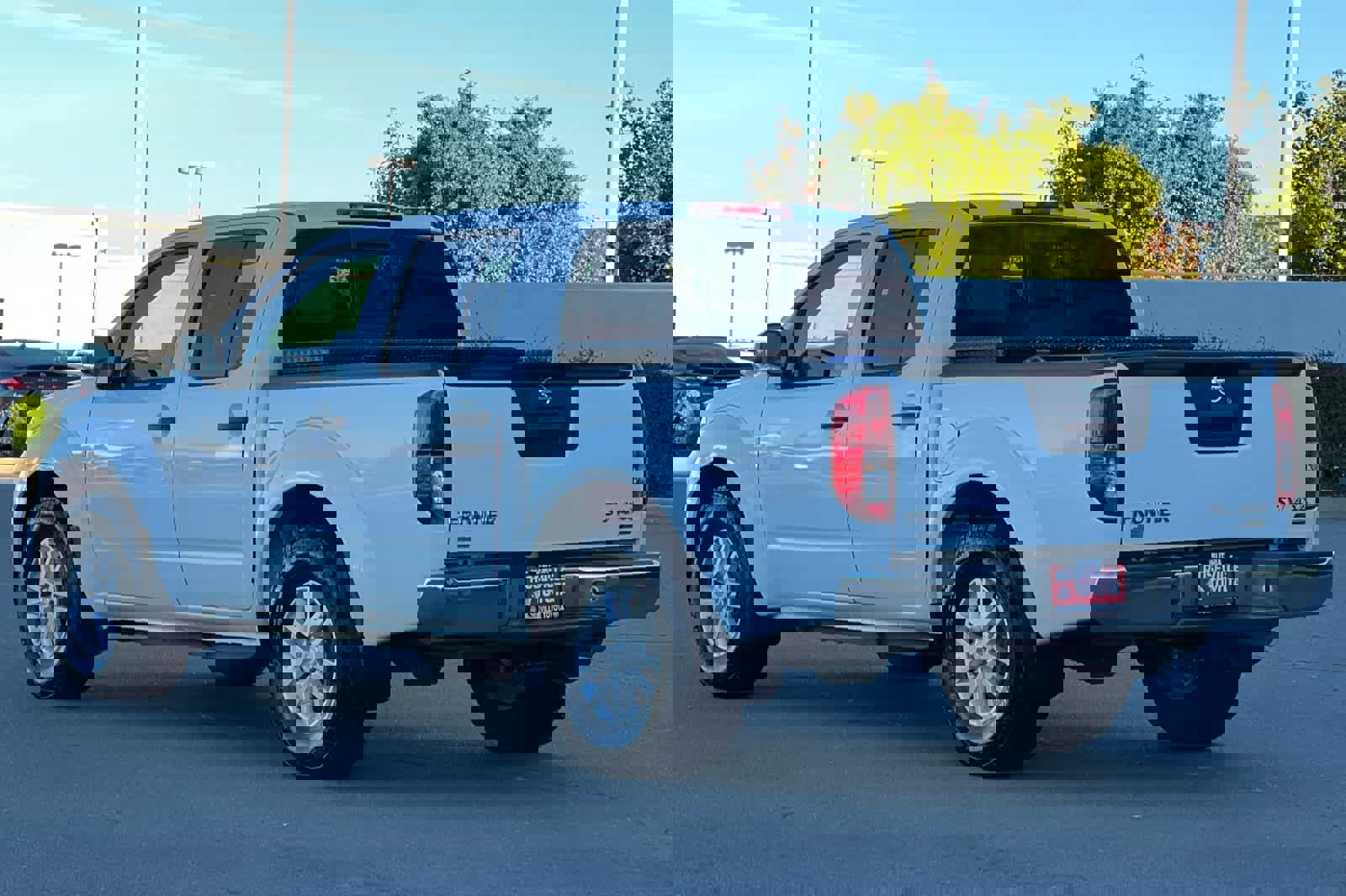 Used 2019 Nissan Frontier SV image 7