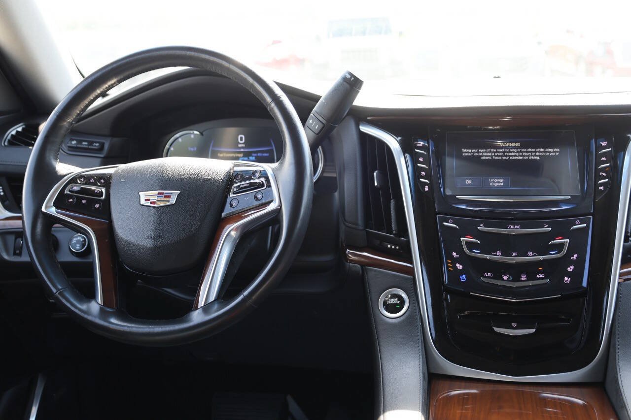 Used 2019 Cadillac Escalade Premium Luxury w/ LPO, Radiant Package AWD/4WD image 24