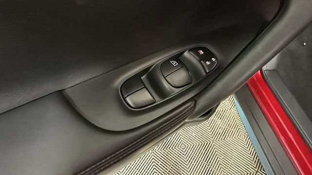 Used 2020 Nissan Rogue S FWD image 10