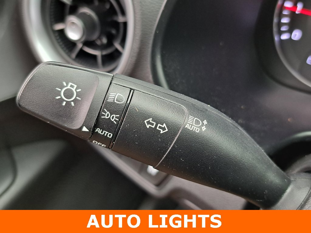 Used 2024 Kia Forte LXS w/ LXS Technology Package image 13