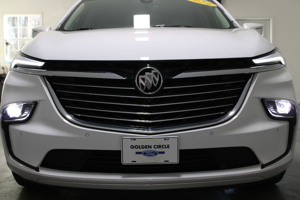 Used 2024 Buick Enclave Essence w/ Technology Package image 53