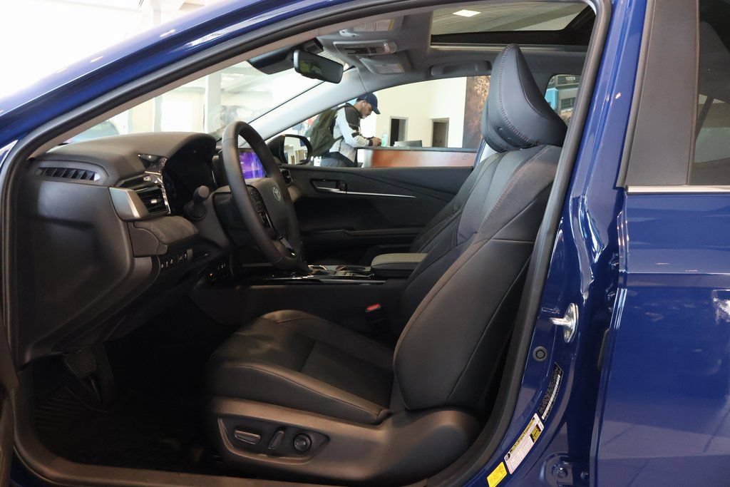 Used 2026 Toyota Camry XLE w/ Premium Package FWD image 8