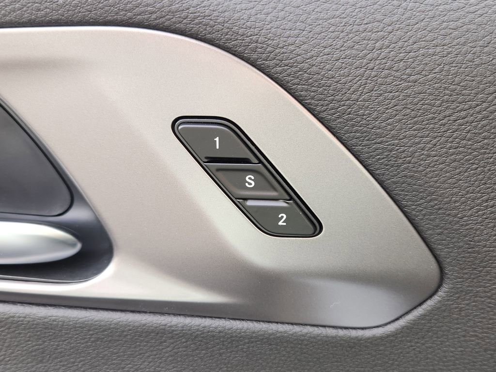 New 2026 Chrysler Pacifica Select w/ S Appearance Package image 26