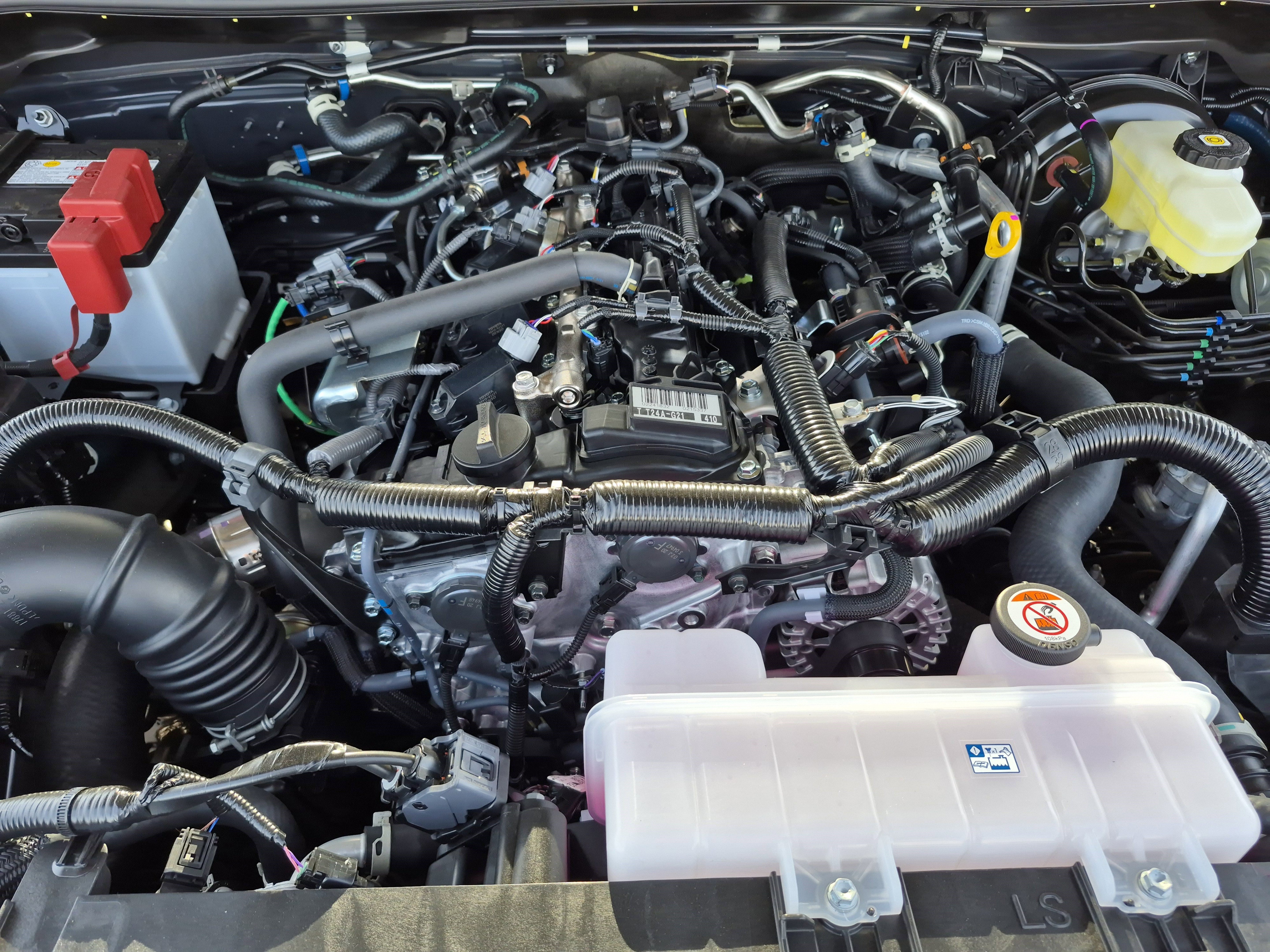 New 2026 Toyota 4Runner SR5 AWD/4WD image 13