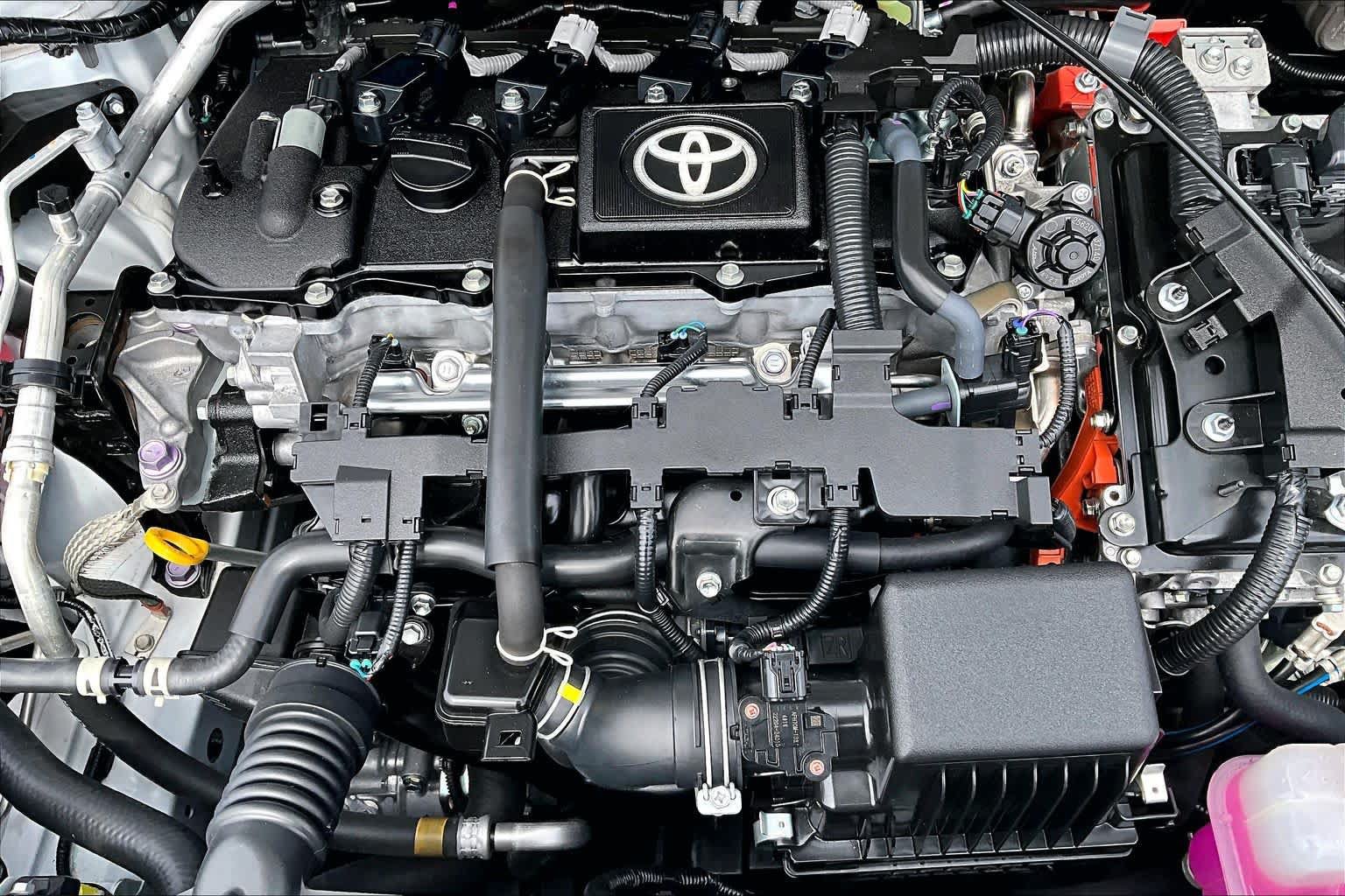 Certified 2025 Toyota Corolla SE FWD image 32