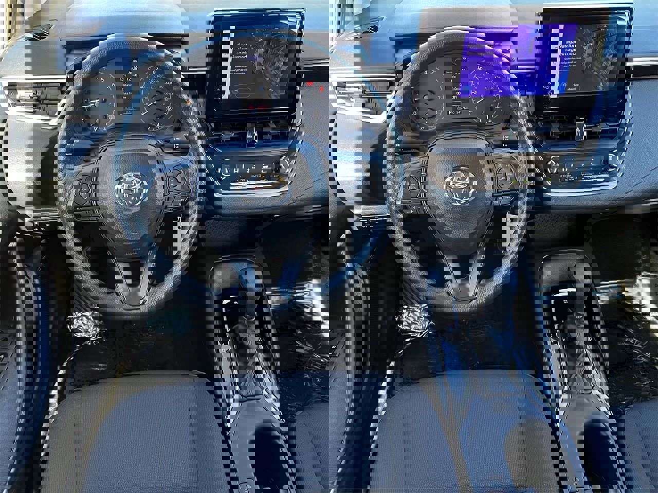 Used 2024 Toyota Corolla LE image 10