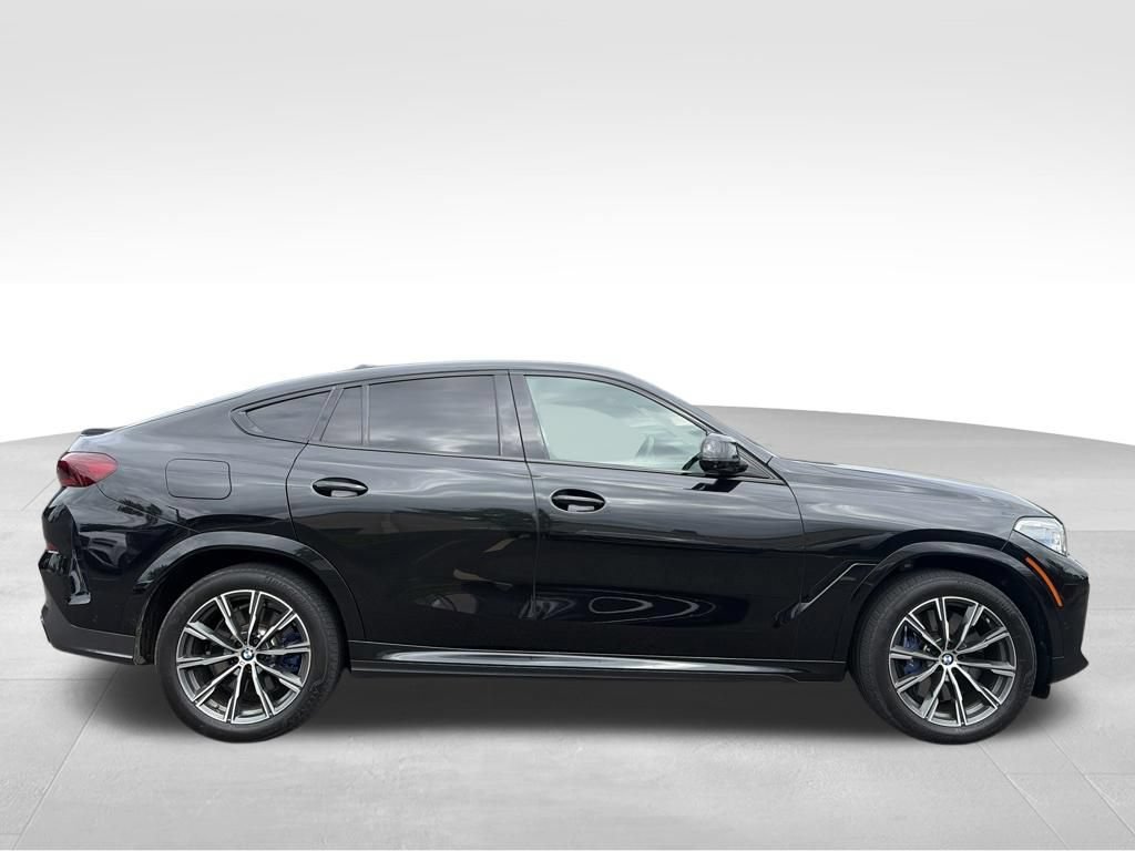 Used 2021 BMW X6 M50i w/ Executive Package AWD/4WD image 2