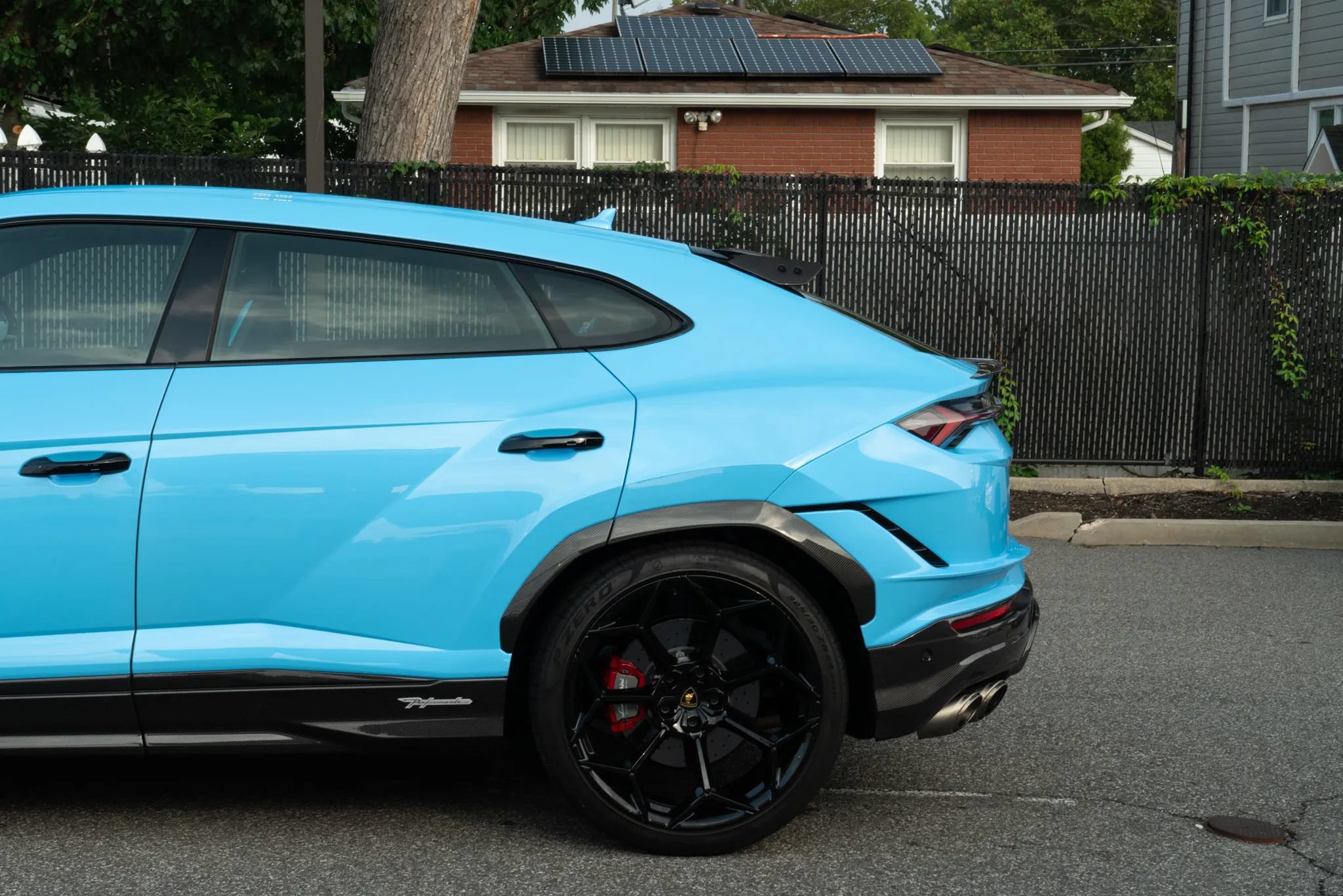 Used 2024 Lamborghini Urus Performante AWD/4WD image 41