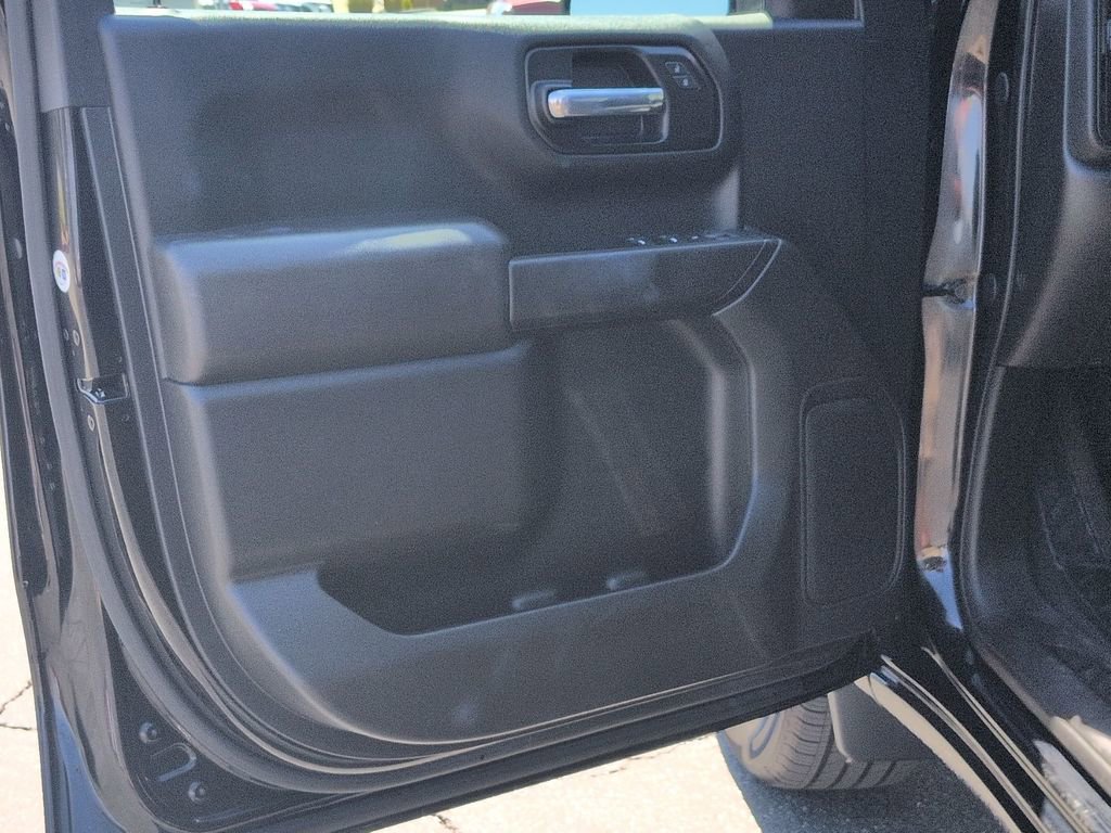 Used 2020 Chevrolet Silverado 1500 Custom w/ Custom Value Package RWD image 25
