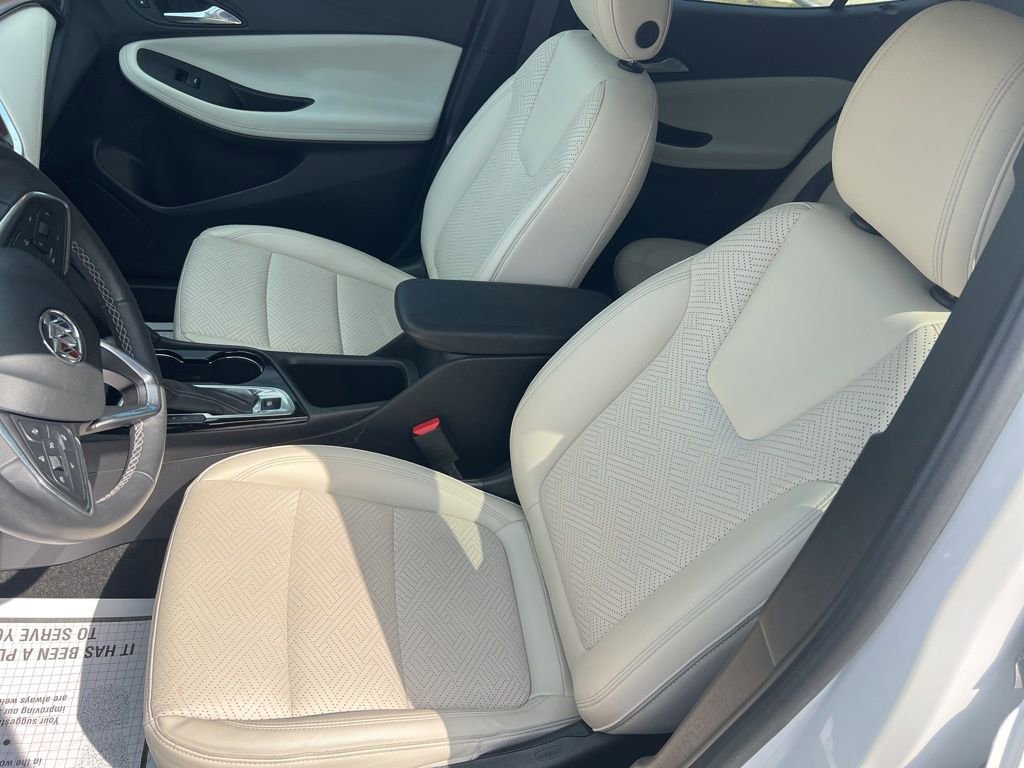 Used 2022 Buick Encore GX Essence w/ Advanced Technology Package image 59