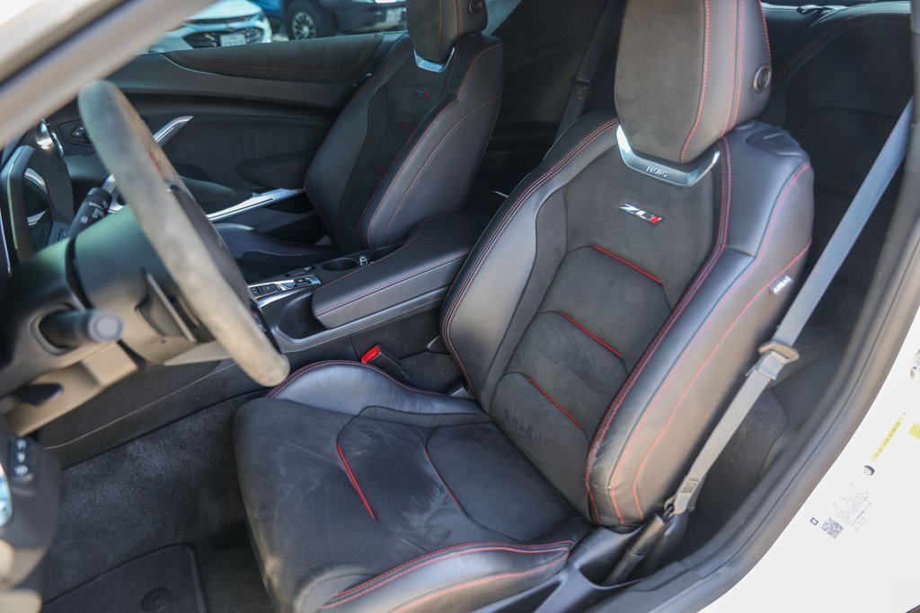Used 2021 Chevrolet Camaro ZL1 image 7