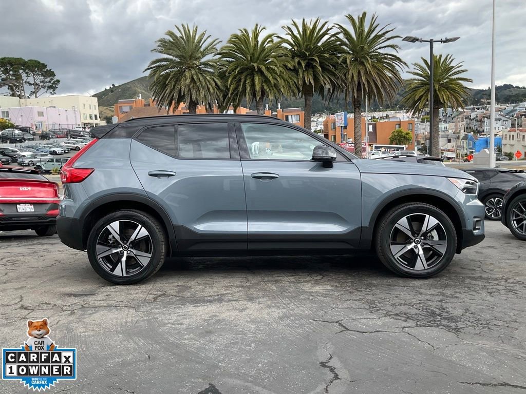 Used 2022 Volvo XC40 P8 Recharge Plus AWD/4WD image 3