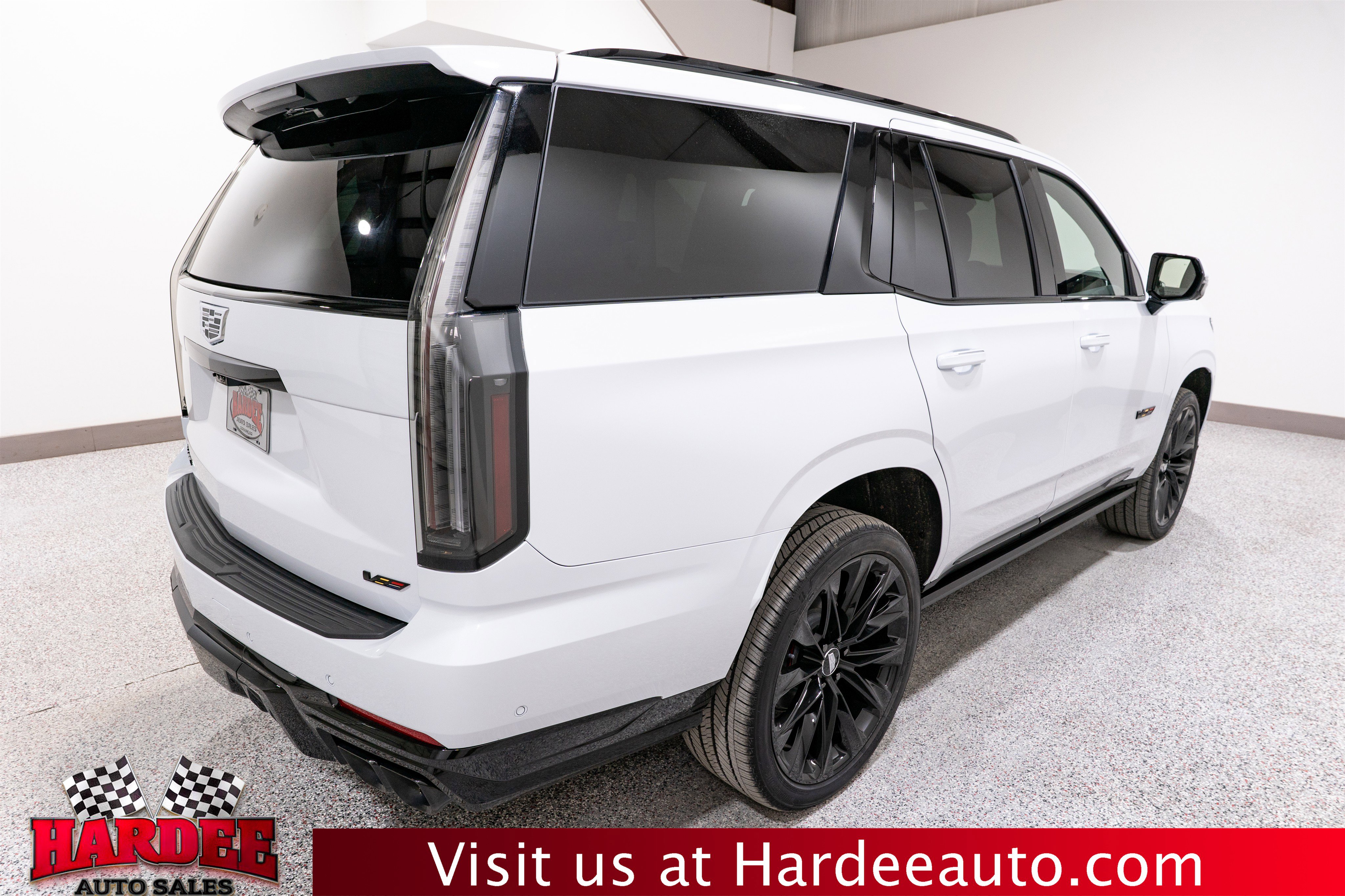 Used 2026 Cadillac Escalade V w/ LPO, ONYX Package AWD/4WD image 5