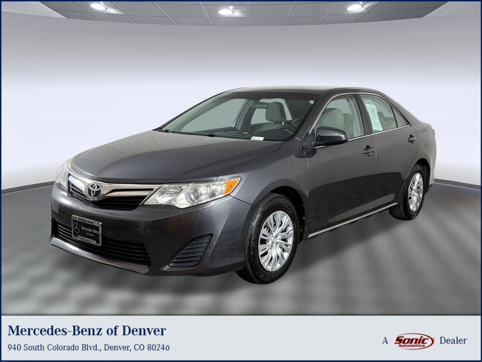 Used 2014 Toyota Camry LE FWD image 1