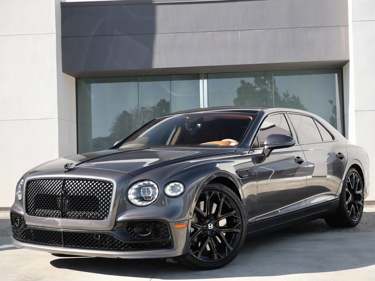 Certified 2024 Bentley Flying Spur W12 image 12