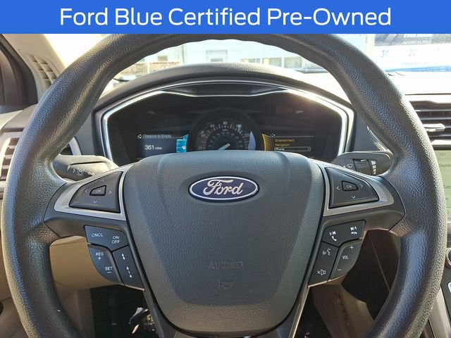 Used 2020 Ford Fusion SE FWD image 21