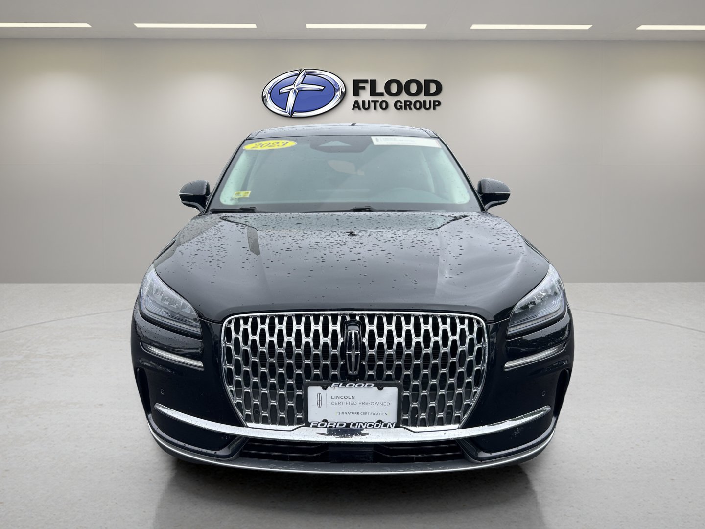Certified 2023 Lincoln Corsair AWD w/ Equipment Group 101A image 2