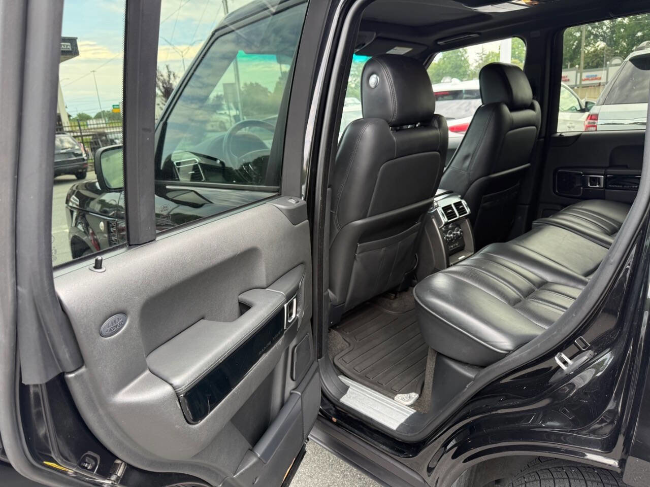 Used 2012 Land Rover Range Rover HSE LUX AWD/4WD image 9