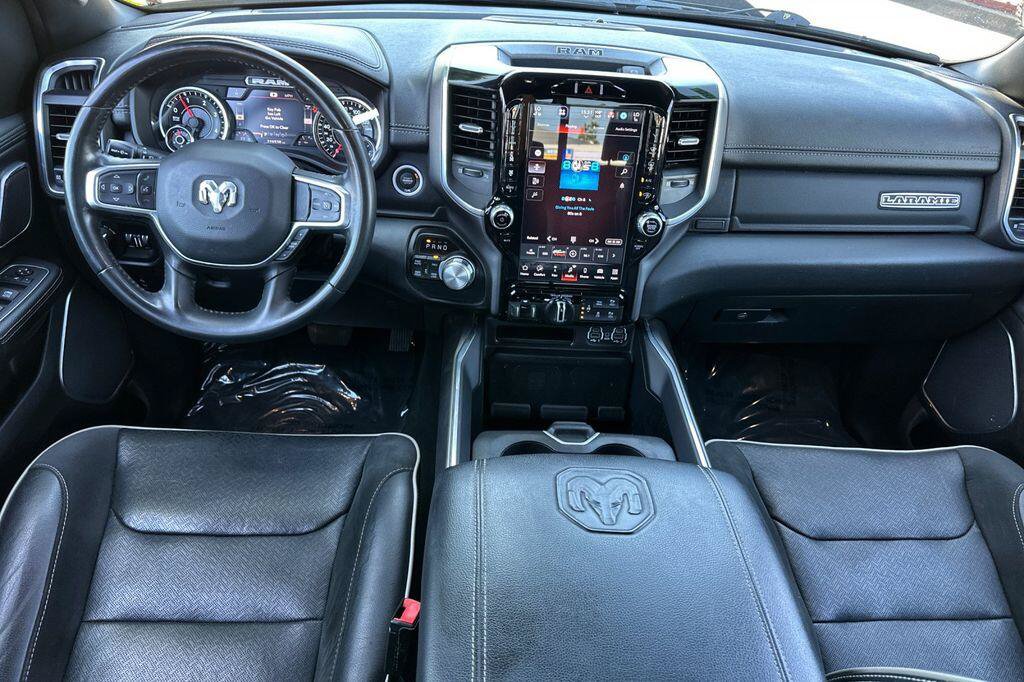 Used 2022 RAM 1500 Laramie AWD/4WD image 13