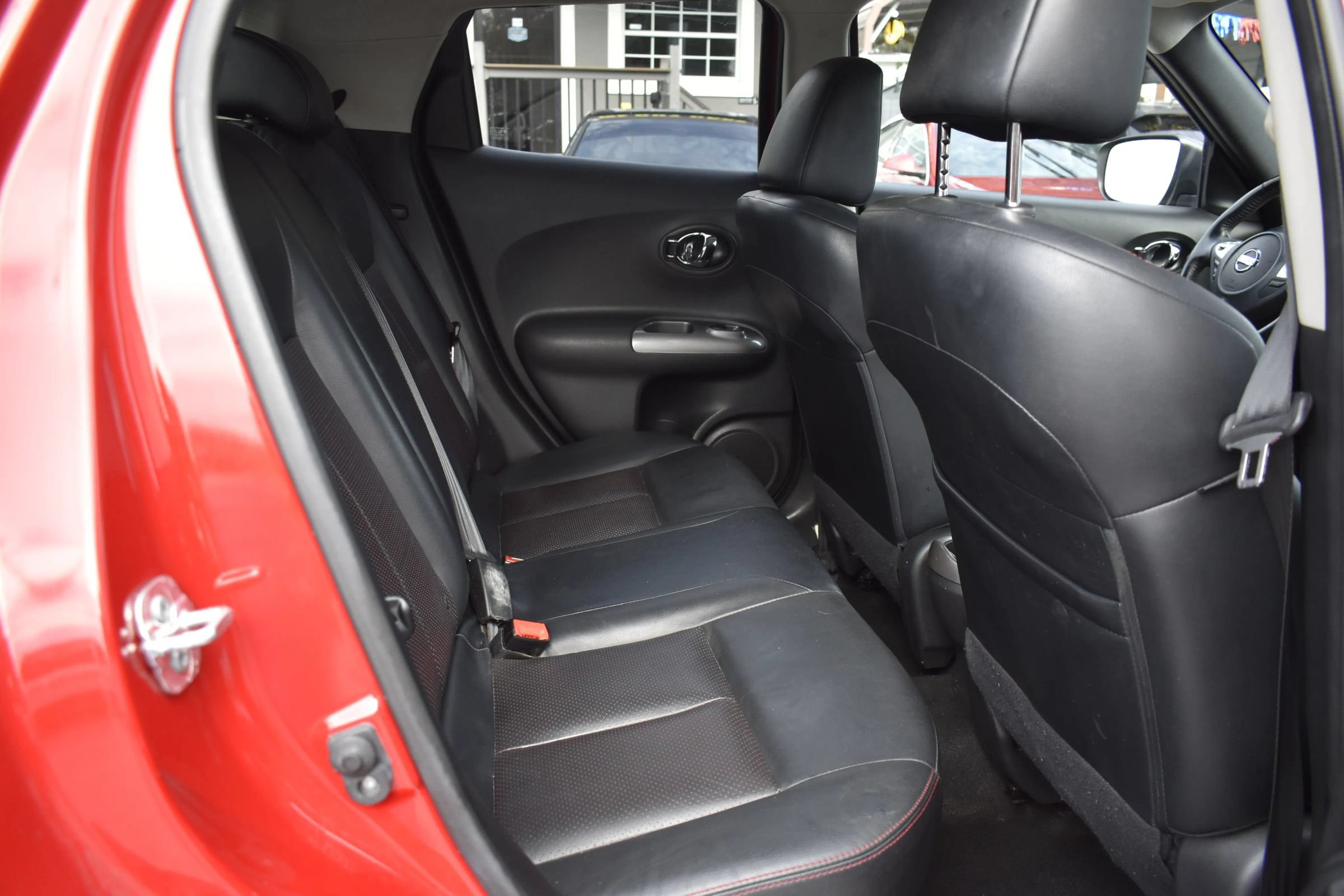 Used 2016 Nissan Juke SL FWD image 17