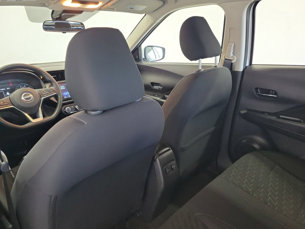 Used 2023 Nissan Kicks SV FWD image 14
