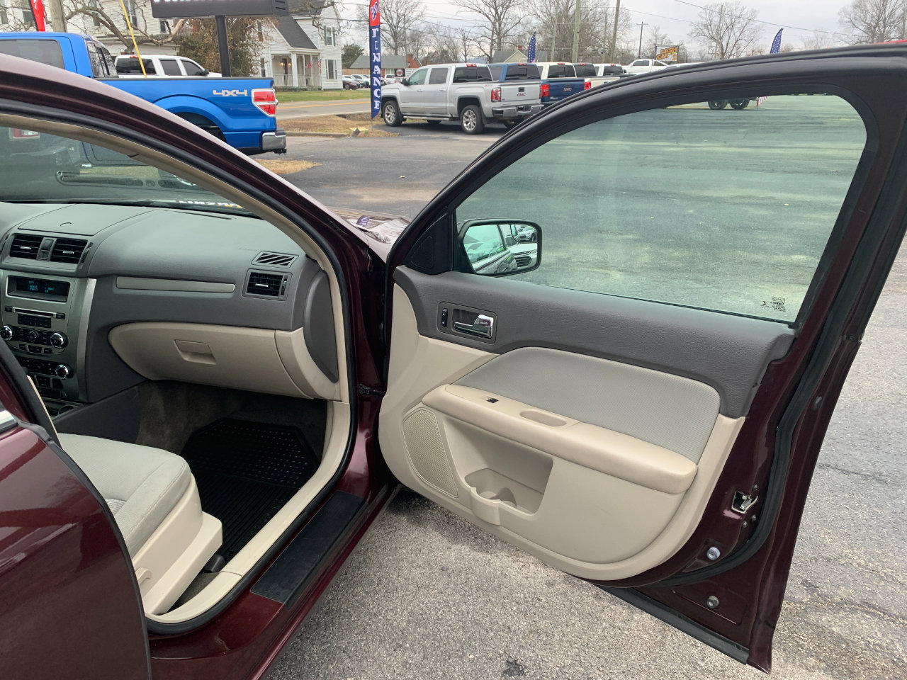 Used 2012 Ford Fusion SE image 33