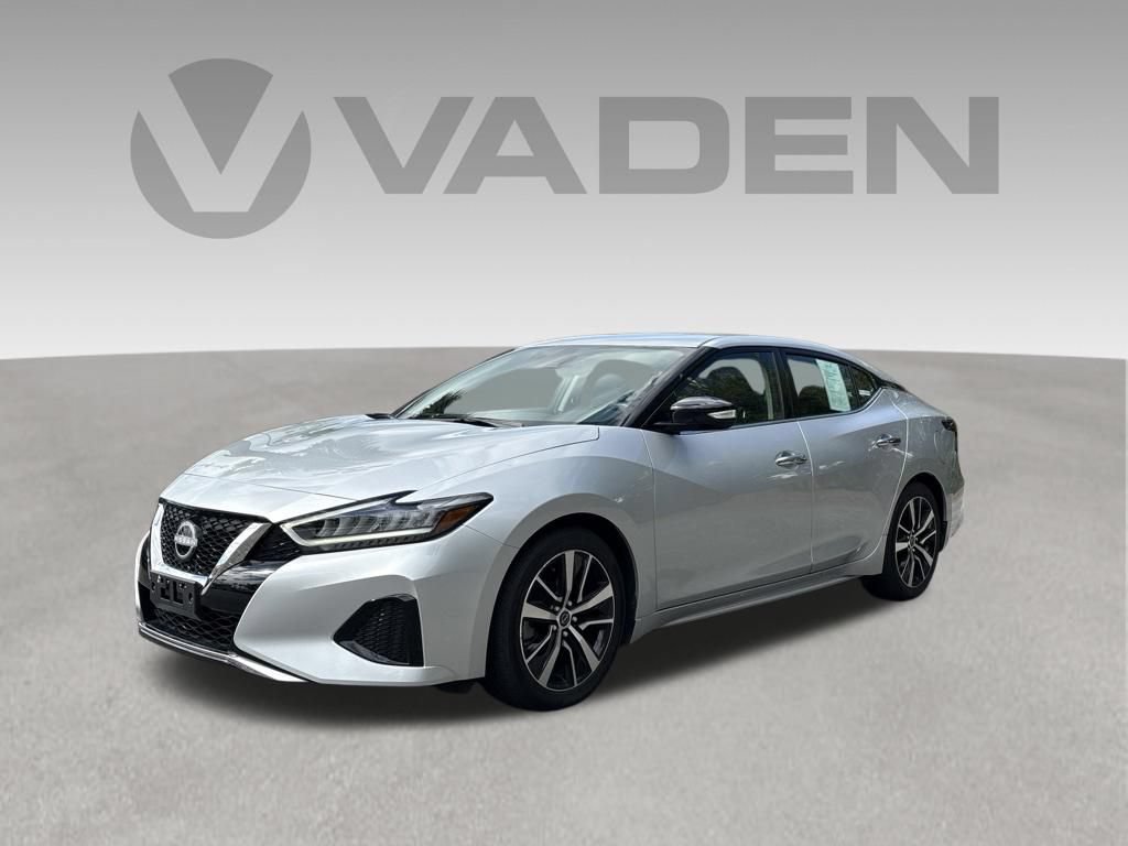 Used 2023 Nissan Maxima SV w/ Floor Mat Group FWD image 1