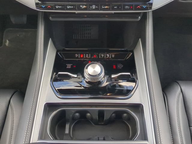 New 2026 Jeep Grand Wagoneer L Limited AWD/4WD image 23