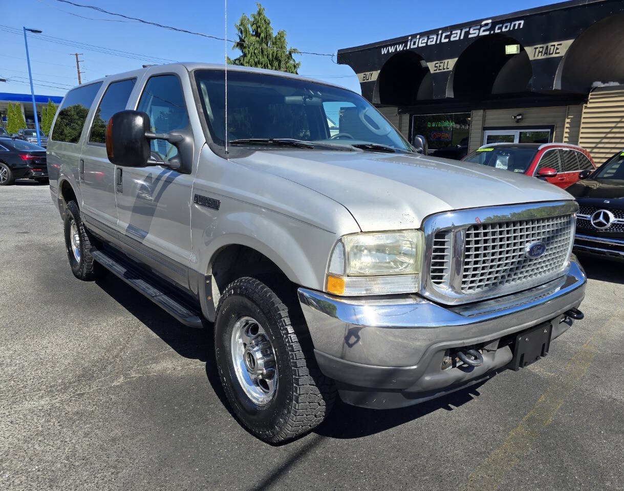 Used 2004 Ford Excursion XLT AWD/4WD image 1