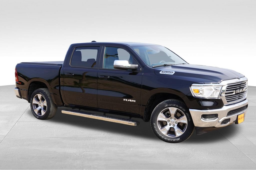 Used 2024 RAM 1500 Laramie AWD/4WD image 2