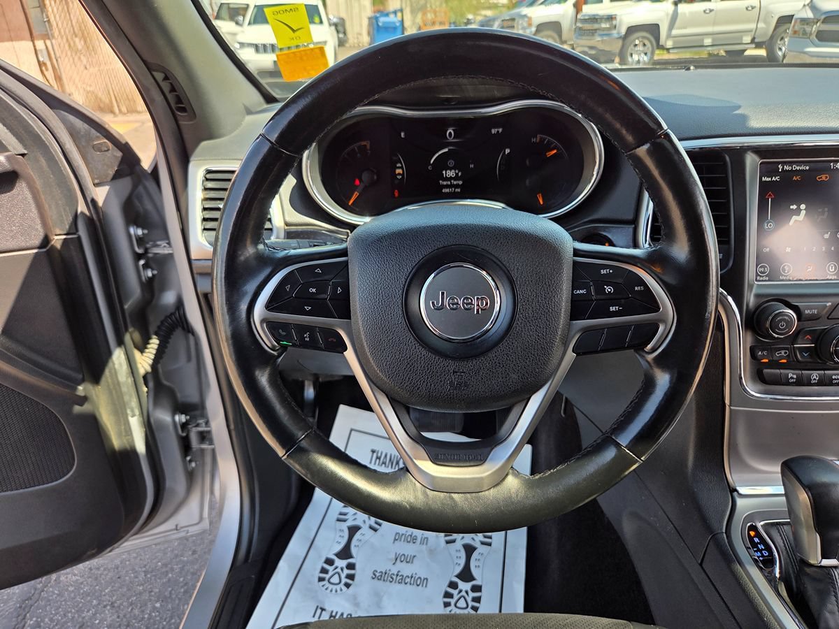 Used 2018 Jeep Grand Cherokee Altitude RWD image 42