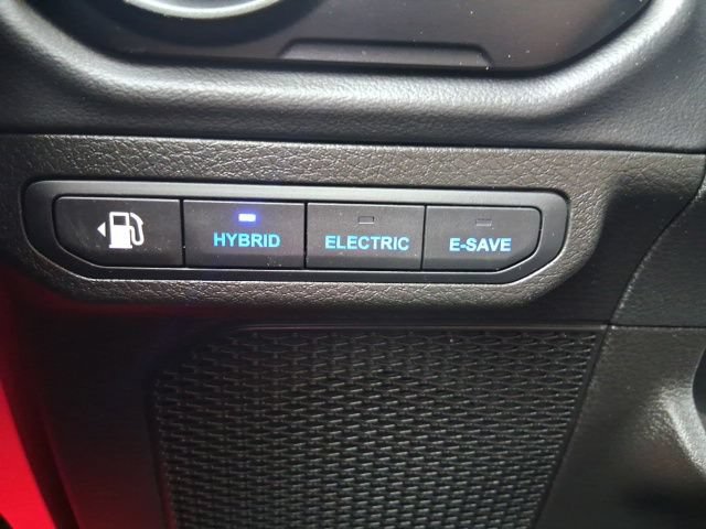 Used 2025 Jeep Wrangler Unlimited Sahara w/ Safety Group AWD/4WD image 19